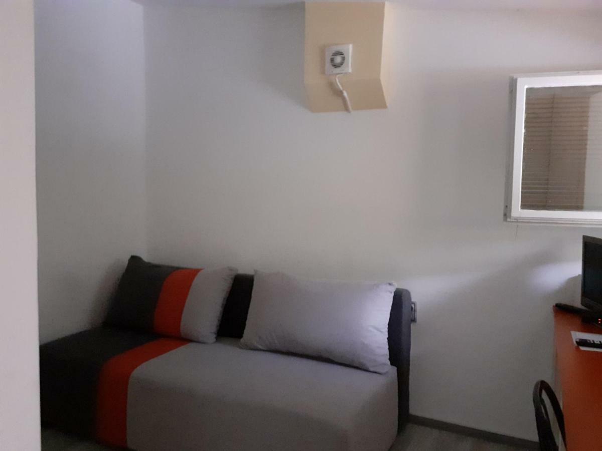 Studio Krunska 6 Белград Екстериор снимка
